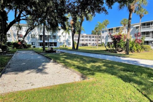 5894 GARDEN Lane #A1 BRADENTON, FL 34207-4551 MLS #G5049554