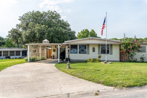 11609 HICKORY Lane TAVARES, FL 32778-4745 MLS #G5056072