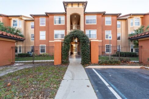 5536 METROWEST Boulevard #106 ORLANDO, FL 32811-2445MLS #G5064327