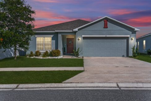 220 SPARROW HAWK Drive Groveland, FL 34736-8060 4 bd 3 ba 2,091 sqft MLS #O6218286