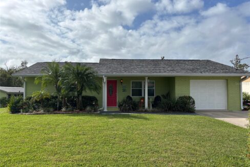 13408 COUNTRY CLUB Drive Tavares, FL 32778-9788 | TrinityRealEstateSales.com