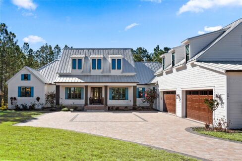 504 YELLOW SUBMARINE Court Howey in the Hills, FL 34737-4609 MLS #O6384107